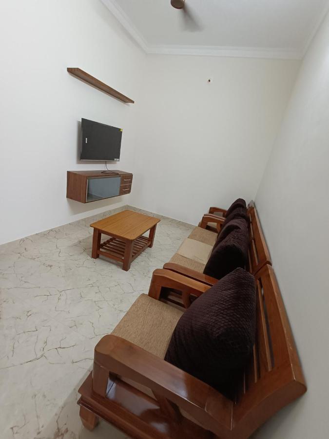 Nisarga Homestay, Dharmasthala Dharmastala Esterno foto