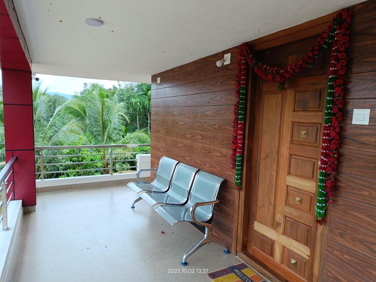 Nisarga Homestay, Dharmasthala Dharmastala Esterno foto