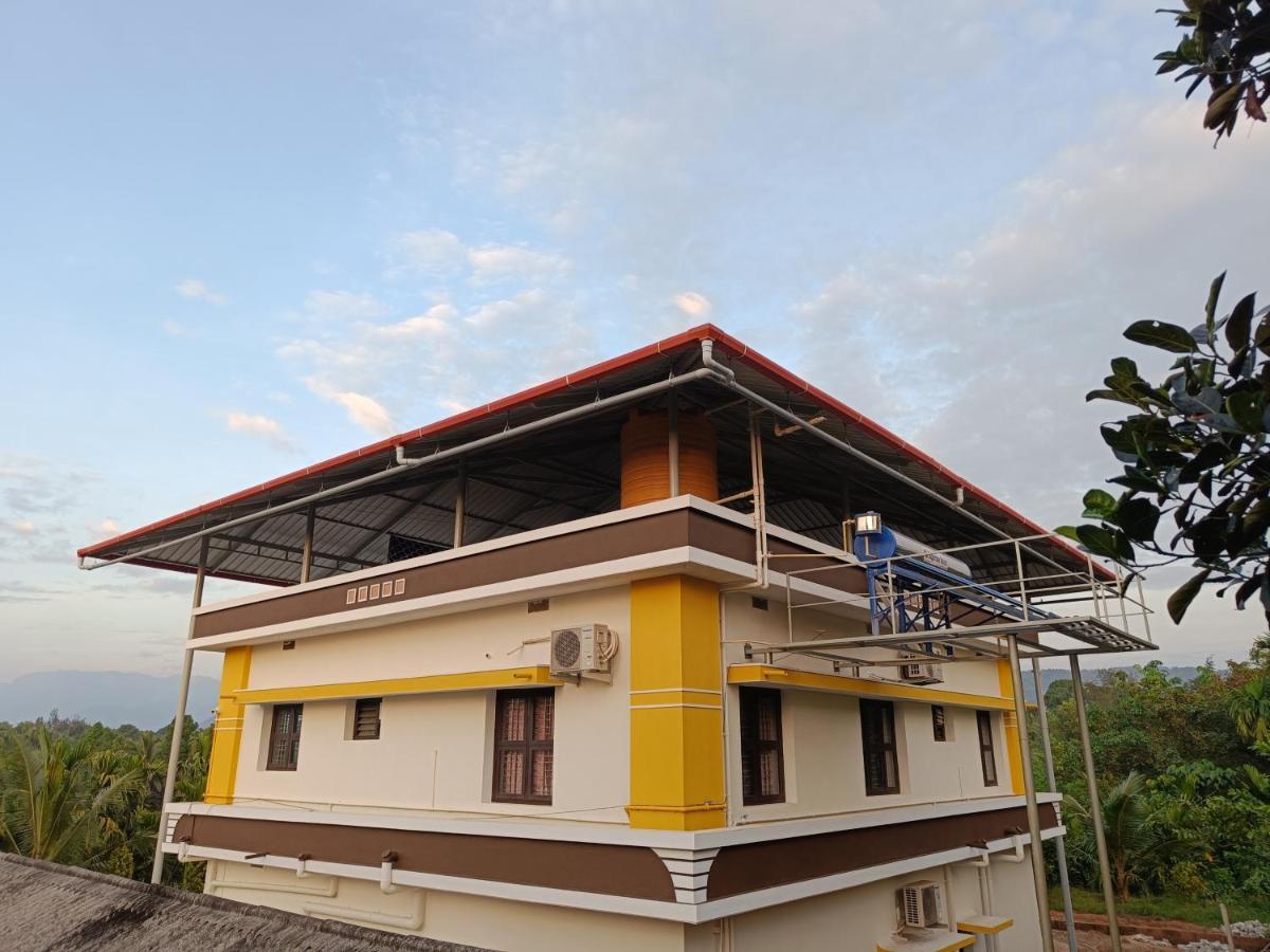Nisarga Homestay, Dharmasthala Dharmastala Esterno foto