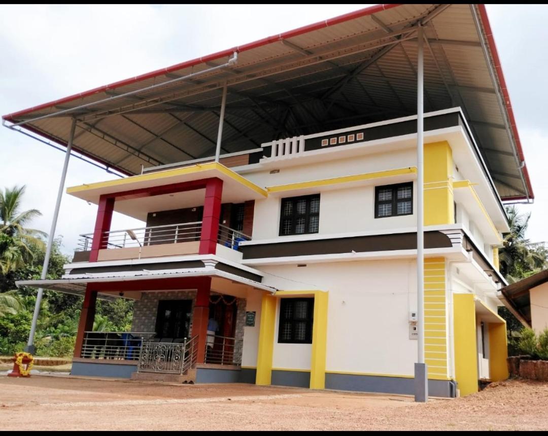 Nisarga Homestay, Dharmasthala Dharmastala Esterno foto
