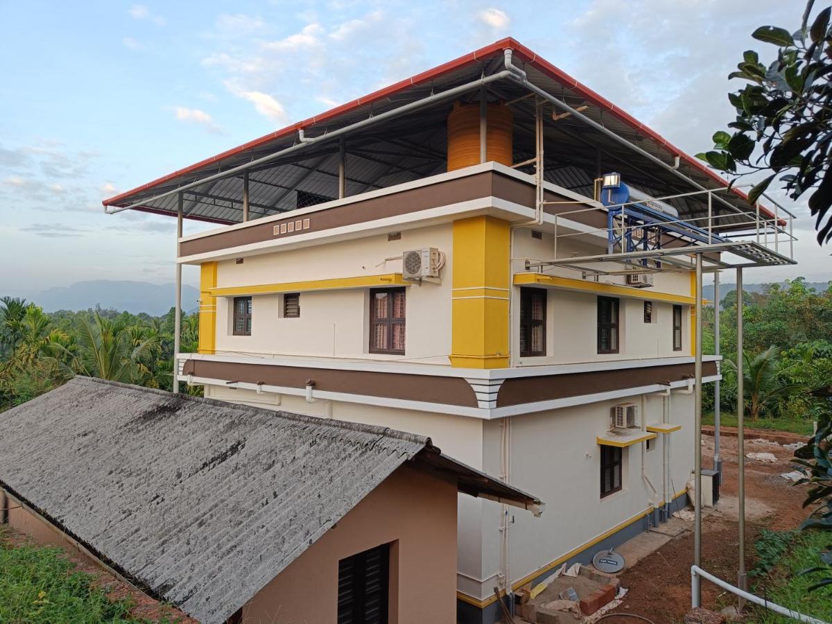 Nisarga Homestay, Dharmasthala Dharmastala Esterno foto